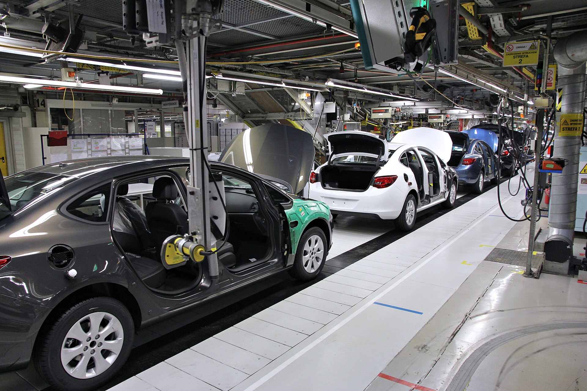 Car factory assembly line — Opel Astra J, Gliwice, Poland